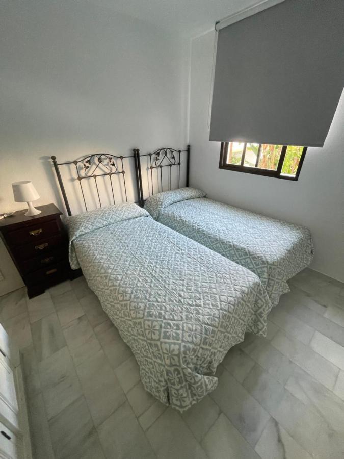 Apartamento Jardines Del Rocio Торре-дель-Мар Екстер'єр фото