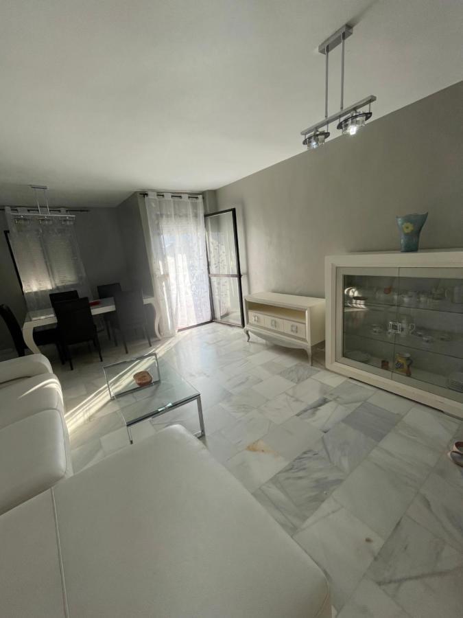 Apartamento Jardines Del Rocio Торре-дель-Мар Екстер'єр фото
